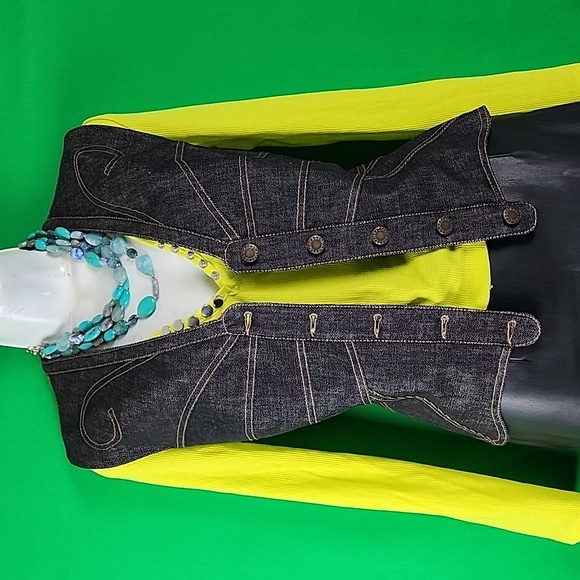 Dolce & Gabbana Jeans Vest. Made in Italy. - Picture 2 of 16